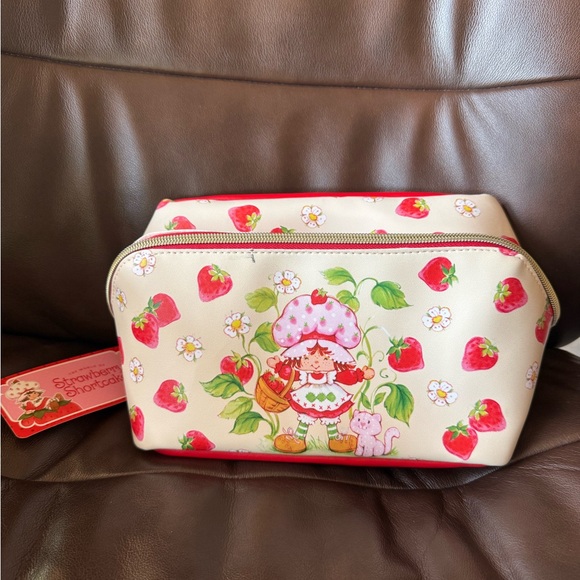 Handbags - Strawberry Shortcake Bag NWT